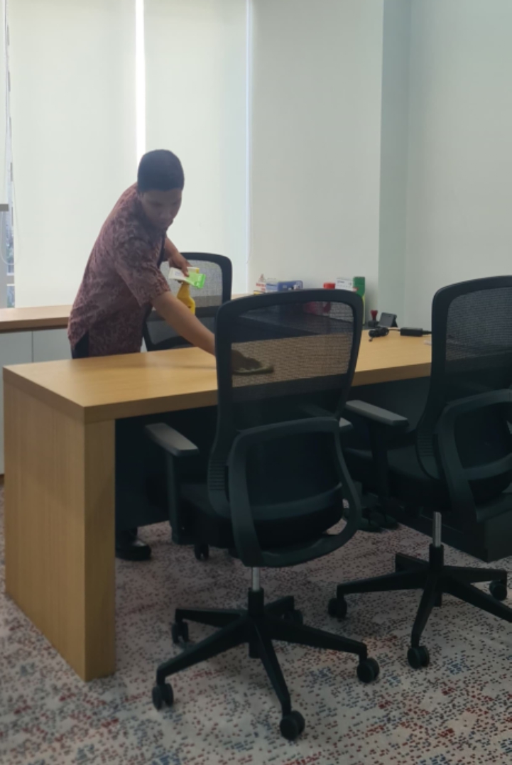 Cleaning service di kantor
